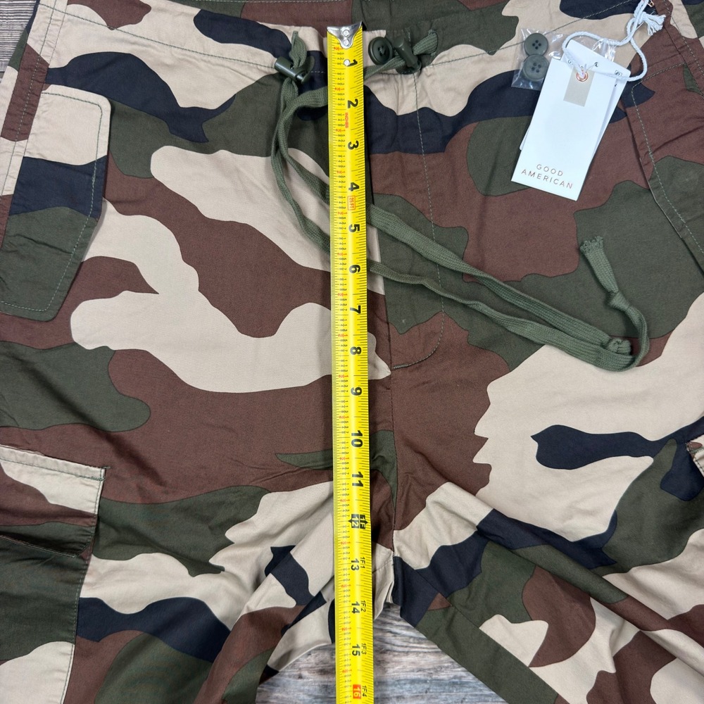 Good American Women M Parachute Pants Fatigue Green Camo GPP600P NWT - Picture 9 of 14